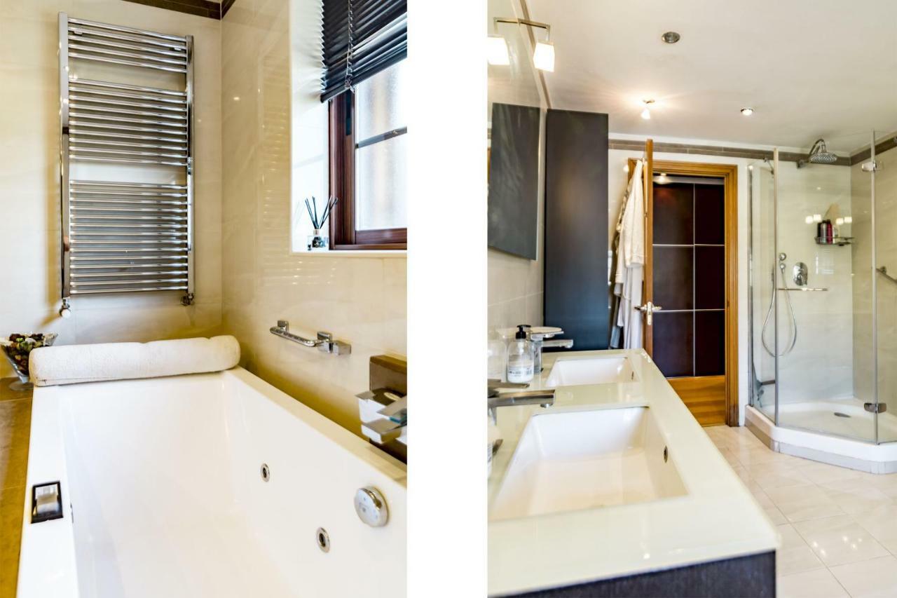 Villa Casakhan, Beautiful Luxury Villa, 马尔韦利亚 外观 照片