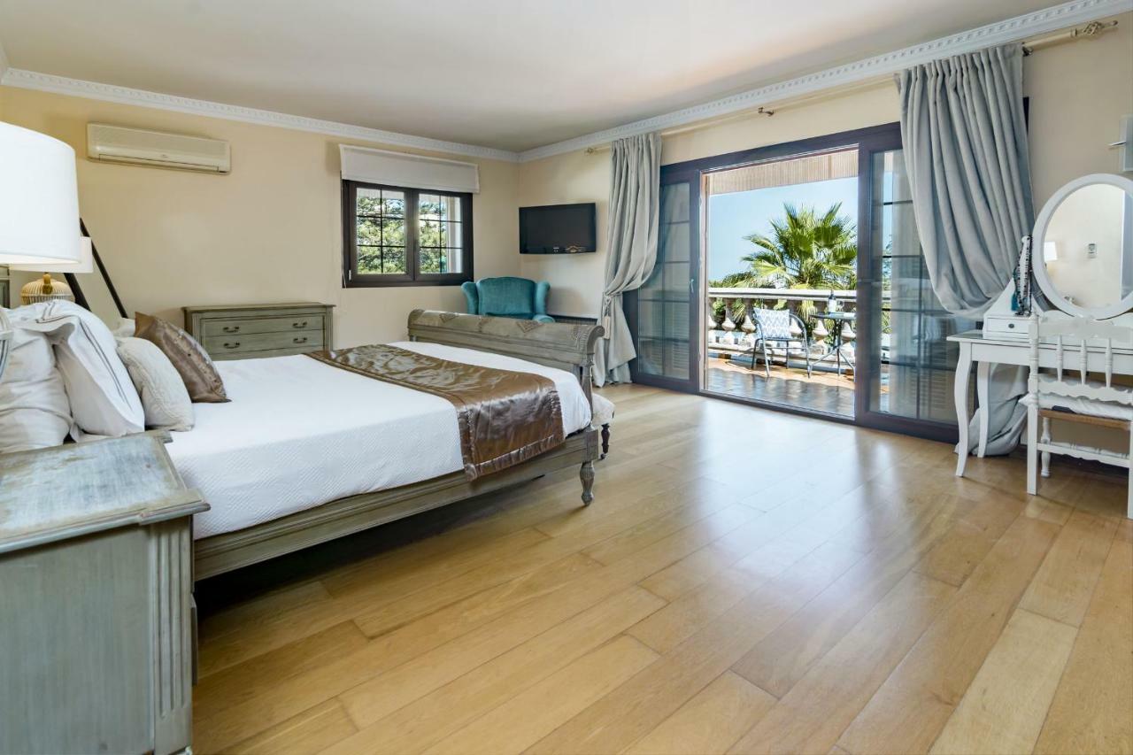 Villa Casakhan, Beautiful Luxury Villa, 马尔韦利亚 外观 照片